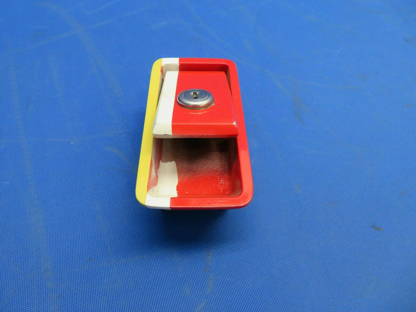 Rockwell Commander Cabin Door Exterior Handle LH P/N 40142-9 No Key (1020-494)