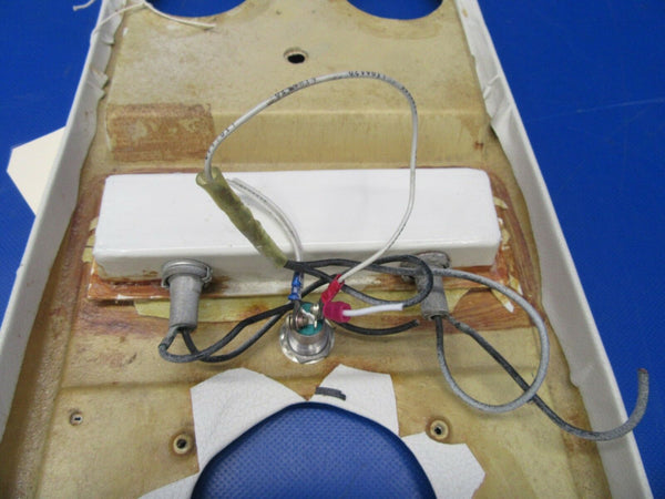 Beech Baron 95-B55 Overhead Console 106-530042, 106-530155 (1018-376)