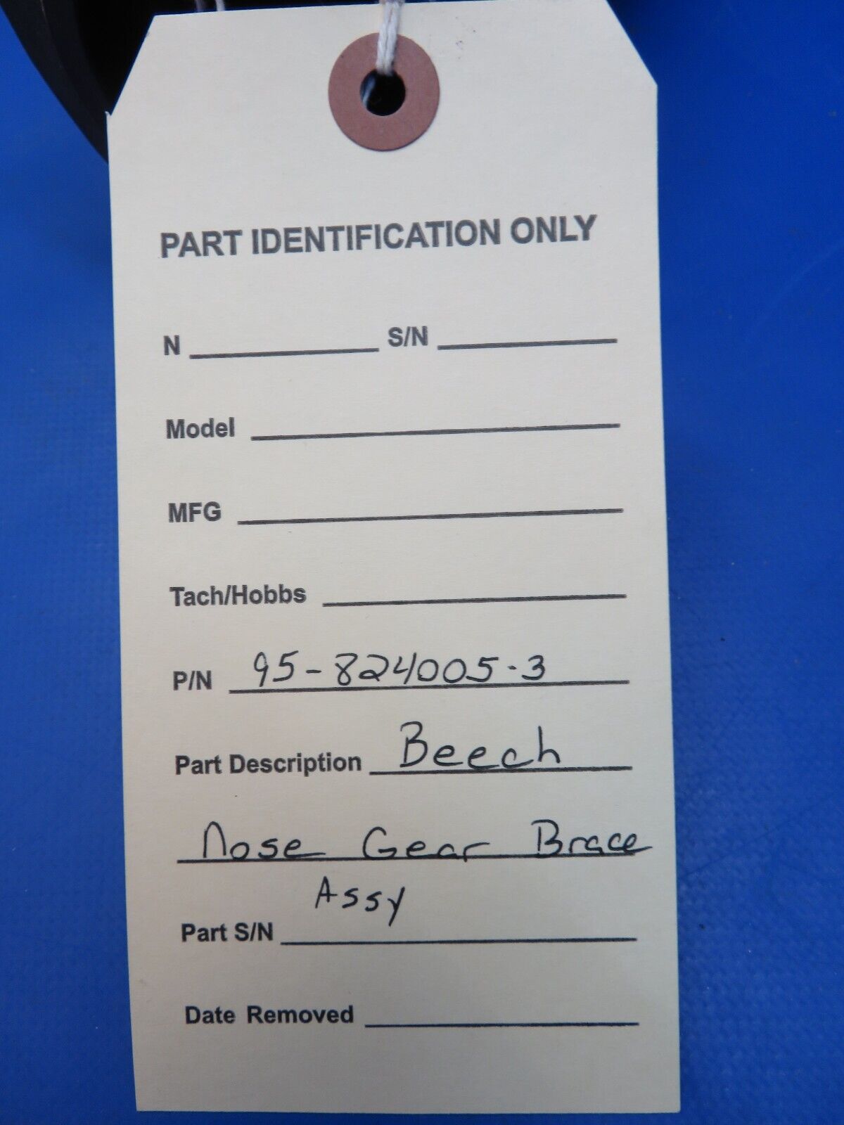 Beech Nose Landing Gear Strut / Brace Assy P/N 95-824005-3 (1122-458)