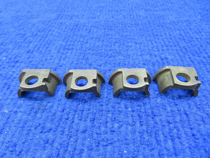 Retainer Arm - Rocker Shaft P/N 631816 LOT OF 4 NOS (0722-744)