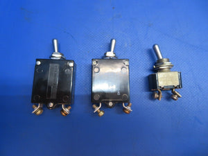 Beech C-35 Bonanza Toggle Switches P/N W31-X2M1G-15 LOT OF 3 (1222-524)