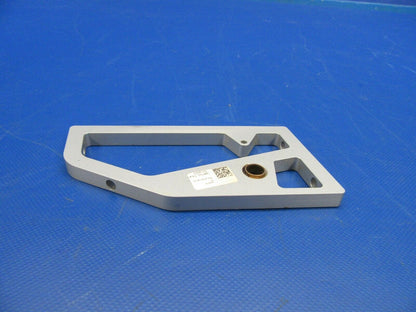 Diamond DA40-180 Bearing Block Control Column LH P/N DA4-2703-15-00 (0319-196)