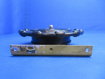 Piper PA-34-200T Seneca II Wheel Assy Stabilator Trim P/N 68414-03 (0223-904)