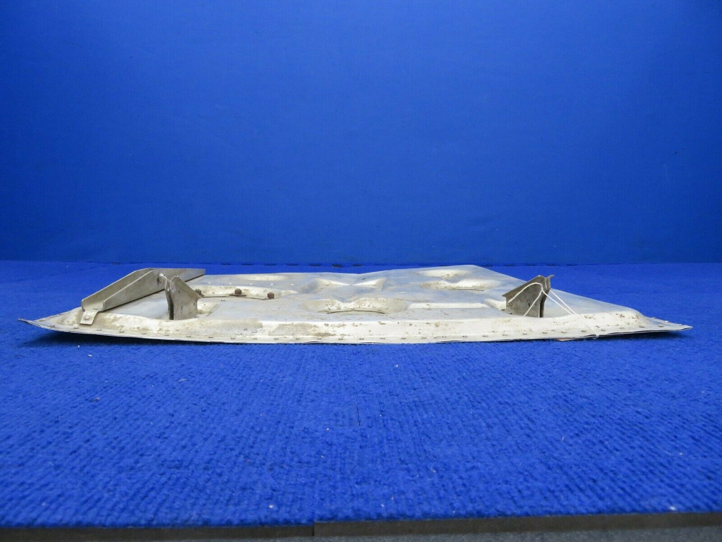1956 Cessna 310 RH INBD Gear Door Assy P/N 0826000-4 (0422-73)