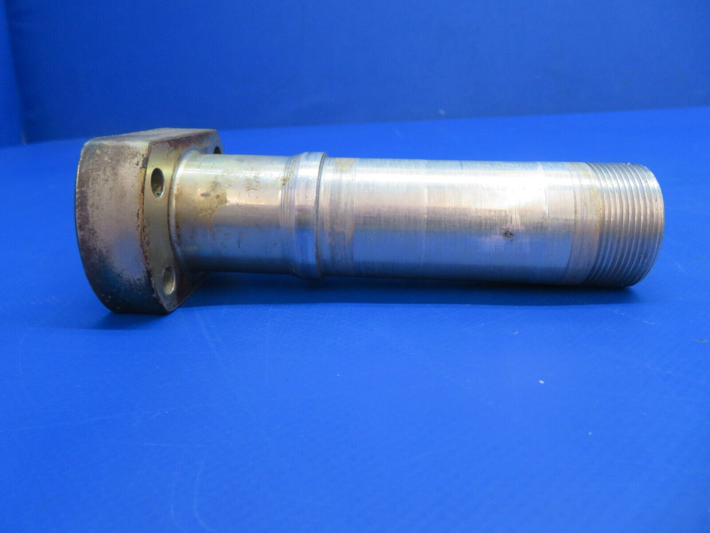 Cessna 150 / 150K MLG Axle - Aluminum P/N 0541124 (0922-936)