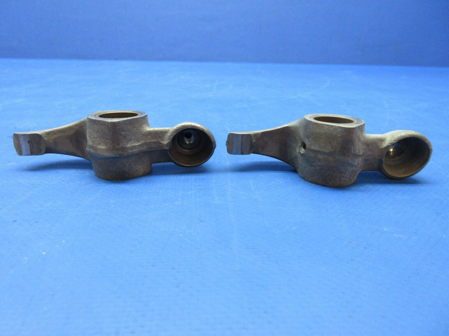 Lycoming TIO-540-U2A Intake Valve Rocker Arm Assy P/N 67113 LOT OF 6 (0723-110)