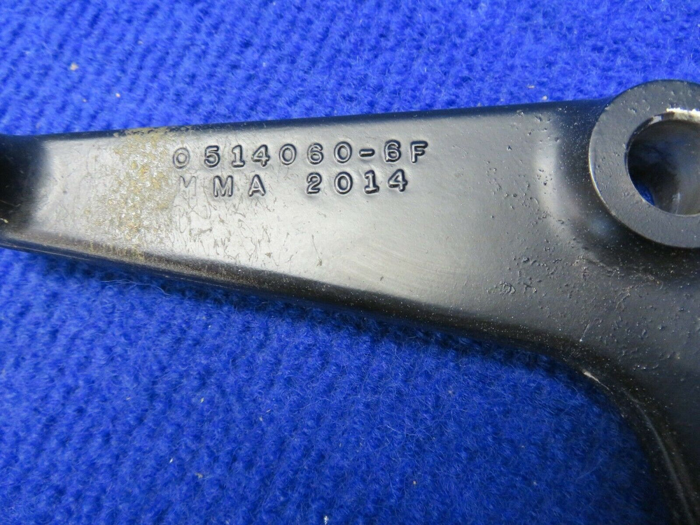 Cessna 210 Bracket Seat Pivot RH P/N 0514060-2 (0422-481)