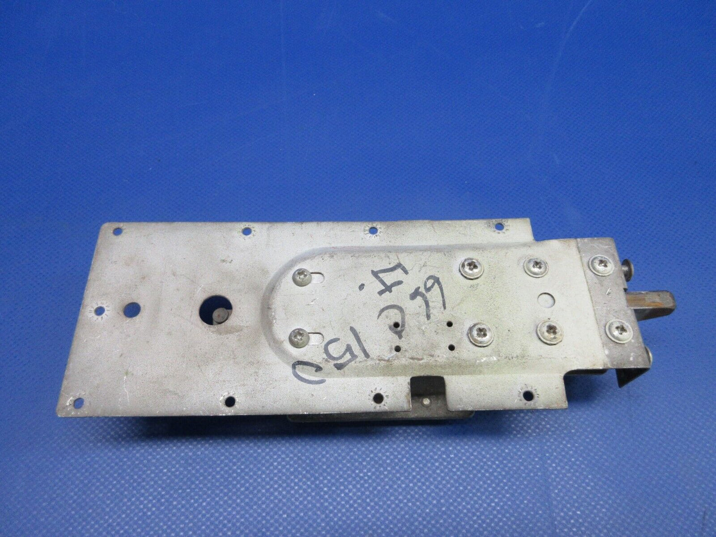 Cessna 150 Door Latch Assembly Left Hand P/N 0413387-1 (0324-1065)