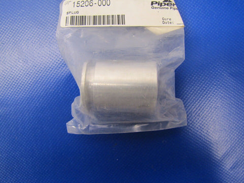 Piper Plug P/N 15206-000 NOS (0317-204)