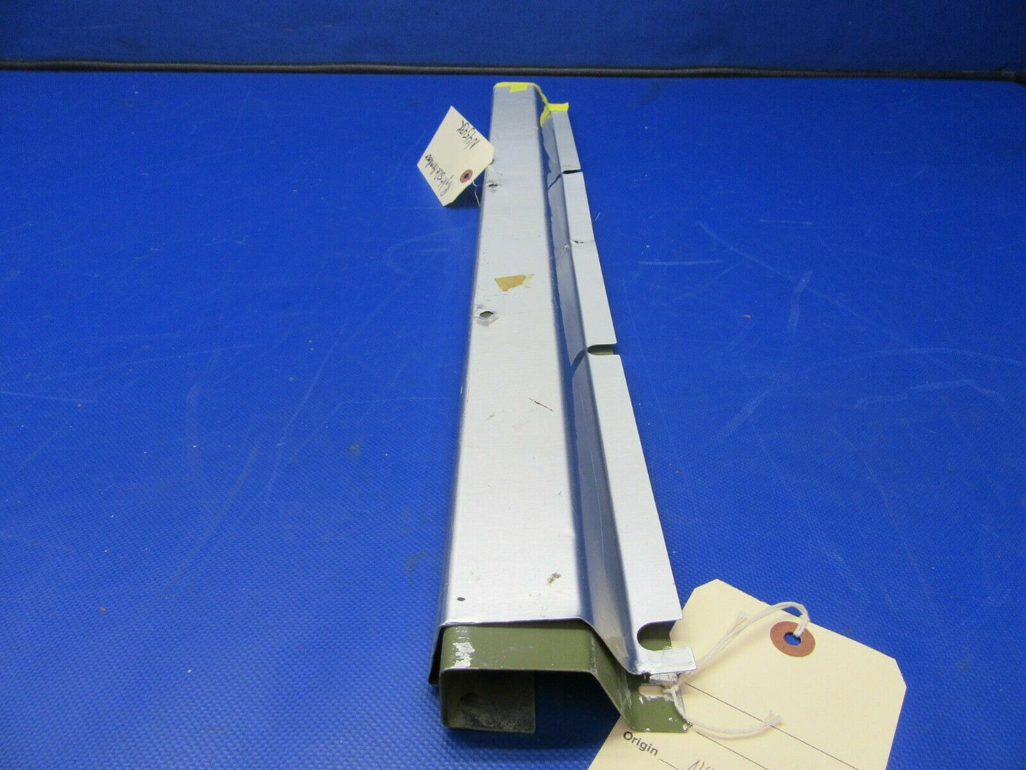 Cessna 210 / P210N Door Armrest & Trim RH 2115009-2 (0421-648)