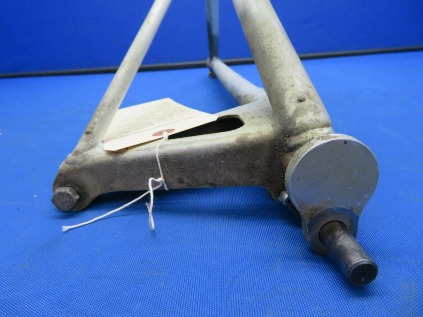 Beech Bonanza G35 Brace Main Landing Gear Retract LH 35-815102 (1120-02)