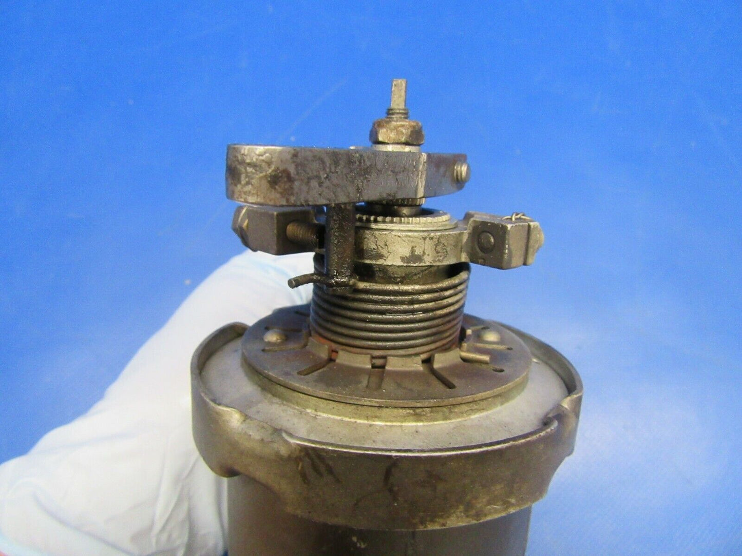 Beech Baron Woodward Prop Governor P/N 210662 (0318-45)