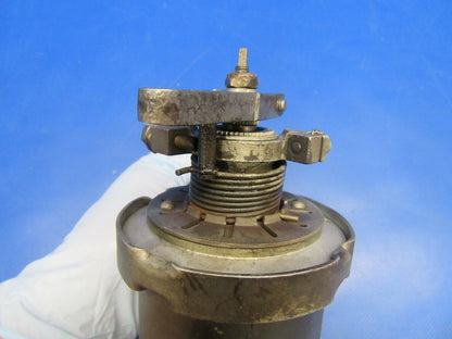 Beech Baron Woodward Prop Governor P/N 210662 (0318-45)