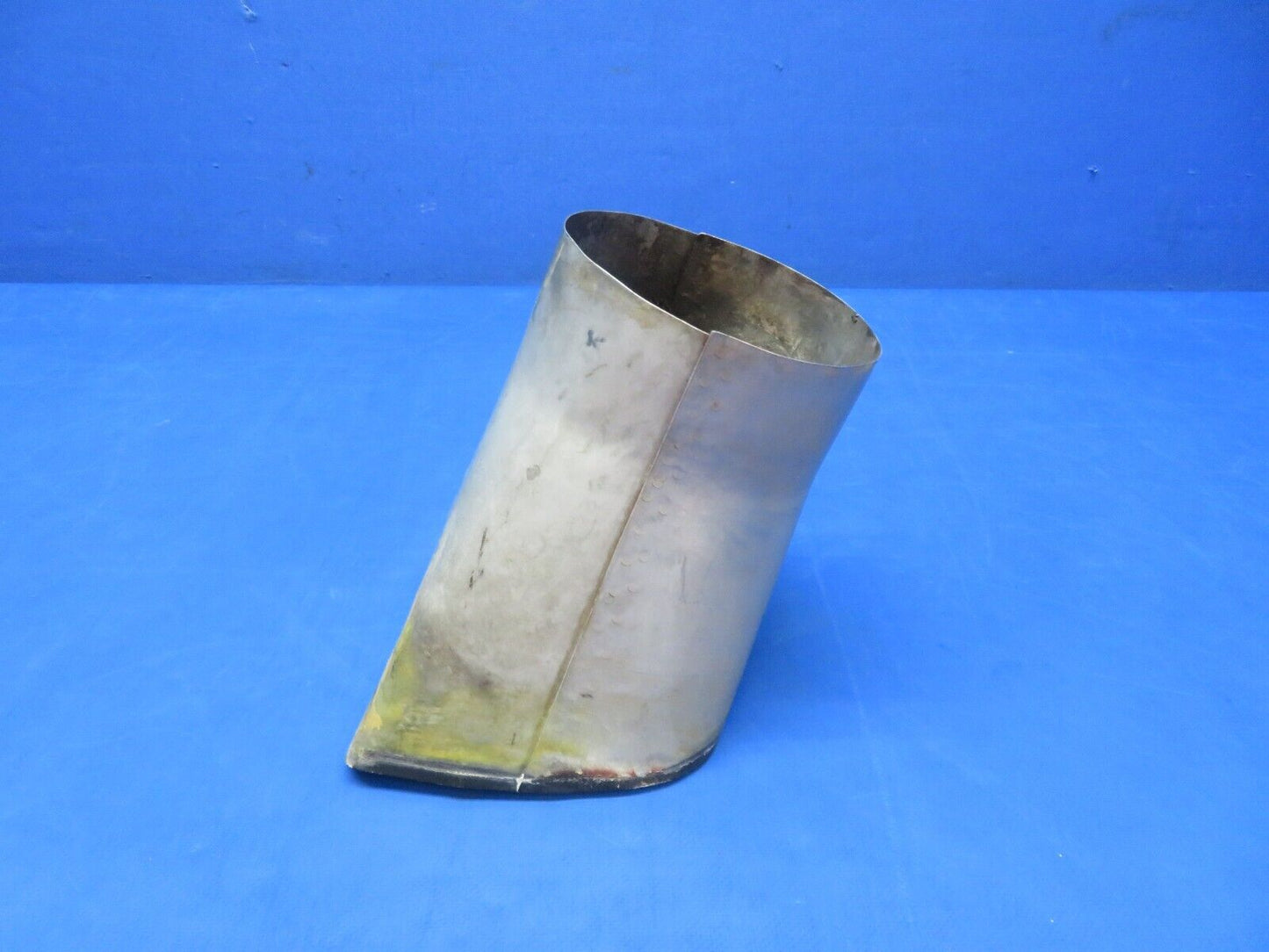 Early Cessna 310B Muffler Diffuser Assy LH INBD RH OTBD 0850626-11 (1223-166)