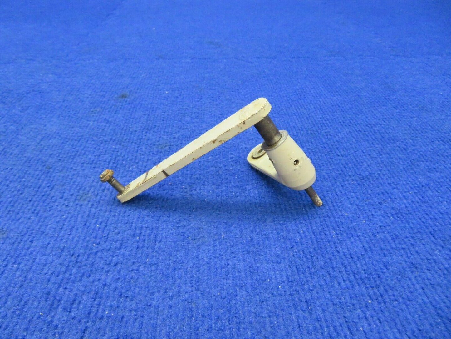 Cessna 310 Crank Assembly Spare Door Actuator LH P/N 5045001-201 (0422-433)