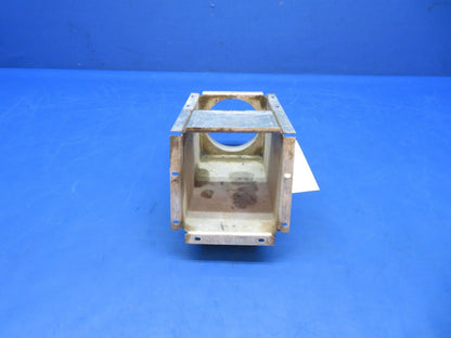 Piper Cherokee PA-28 Plenum Assy P/N 67845-00 (0723-706)