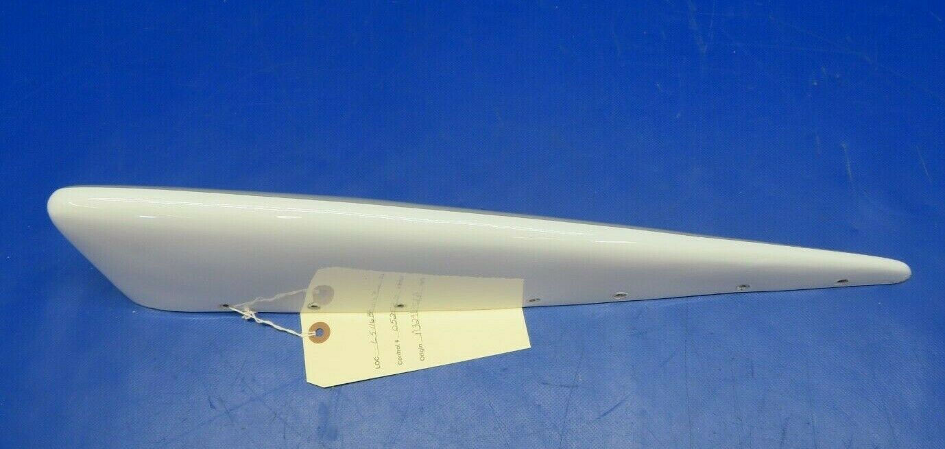 Cessna 310R Tip Assy Elevator RH P/N 0832120-1 (0520-114)