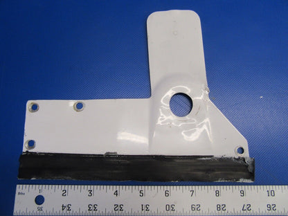Beech Baron Jackpad Cover Assy LH LWR FWD P/N 000-100100-1 (1017-51)