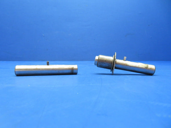 Cessna 310 / 310I Main Gear Shaft Assy P/N 0894000-9 LOT OF 2 (0923-770)