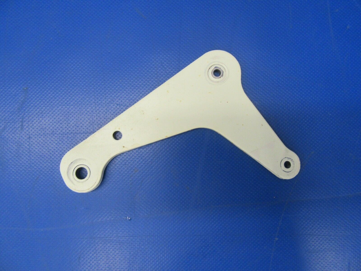 Bellanca 17-30A Super Viking Bellcrank Aileron 195503-10 (0819-328)