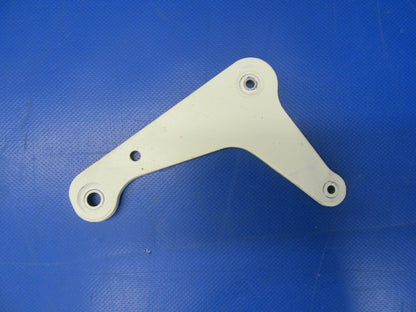 Bellanca 17-30A Super Viking Bellcrank Aileron 195503-10 (0819-328)