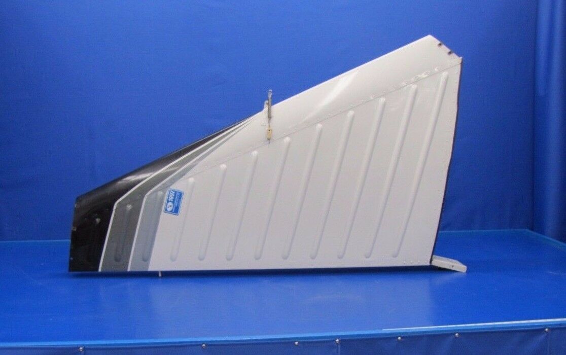 1963 Piper Cherokee PA-28/180 Vertical Stabilizer P/N 63500-000 (0617-07)