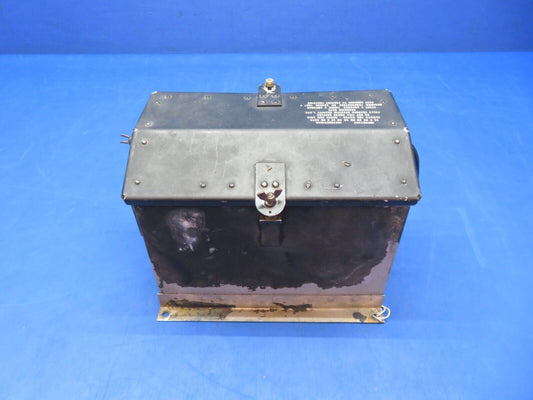 Piper PA-28-140 Battery Box Assy w/ Lid P/N 63888-00 (1123-161)