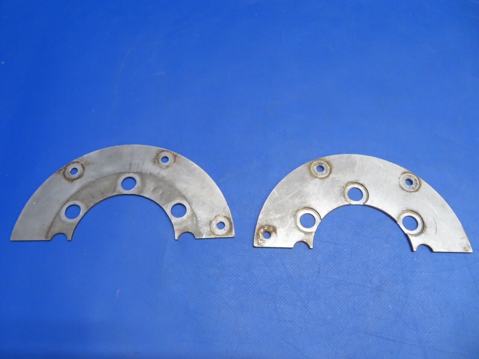Piper PA-34-200T Split Mounting Plate Prop. De-Ice P/N 4E2058 (0323-547)
