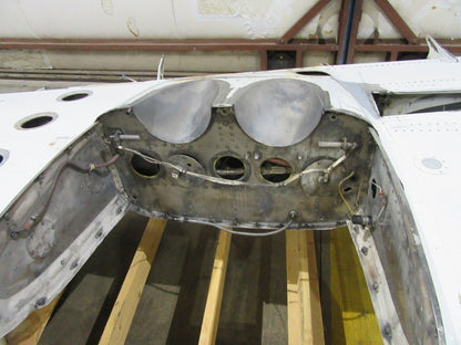 1981 Piper Aerostar PA-260-602P LH Wing P/N 20000-509 CORE (1122-100)