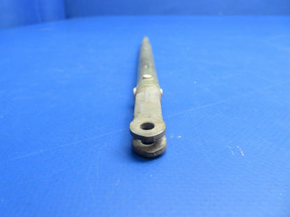 Cessna 310 Link Assy Nose Gear Door P/N 0813300-53 (1122-524)