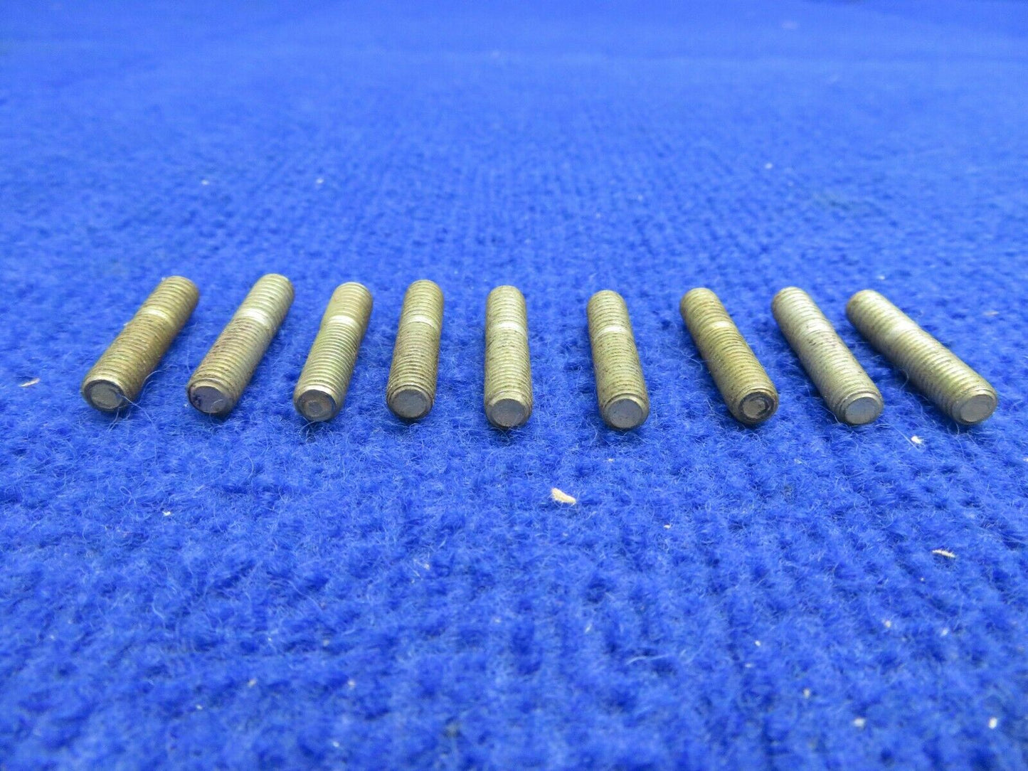 Continental Stud .25-20-28 X 1.25 # 401850 LOT OF 9 NOS 401893P012 (0222-646)