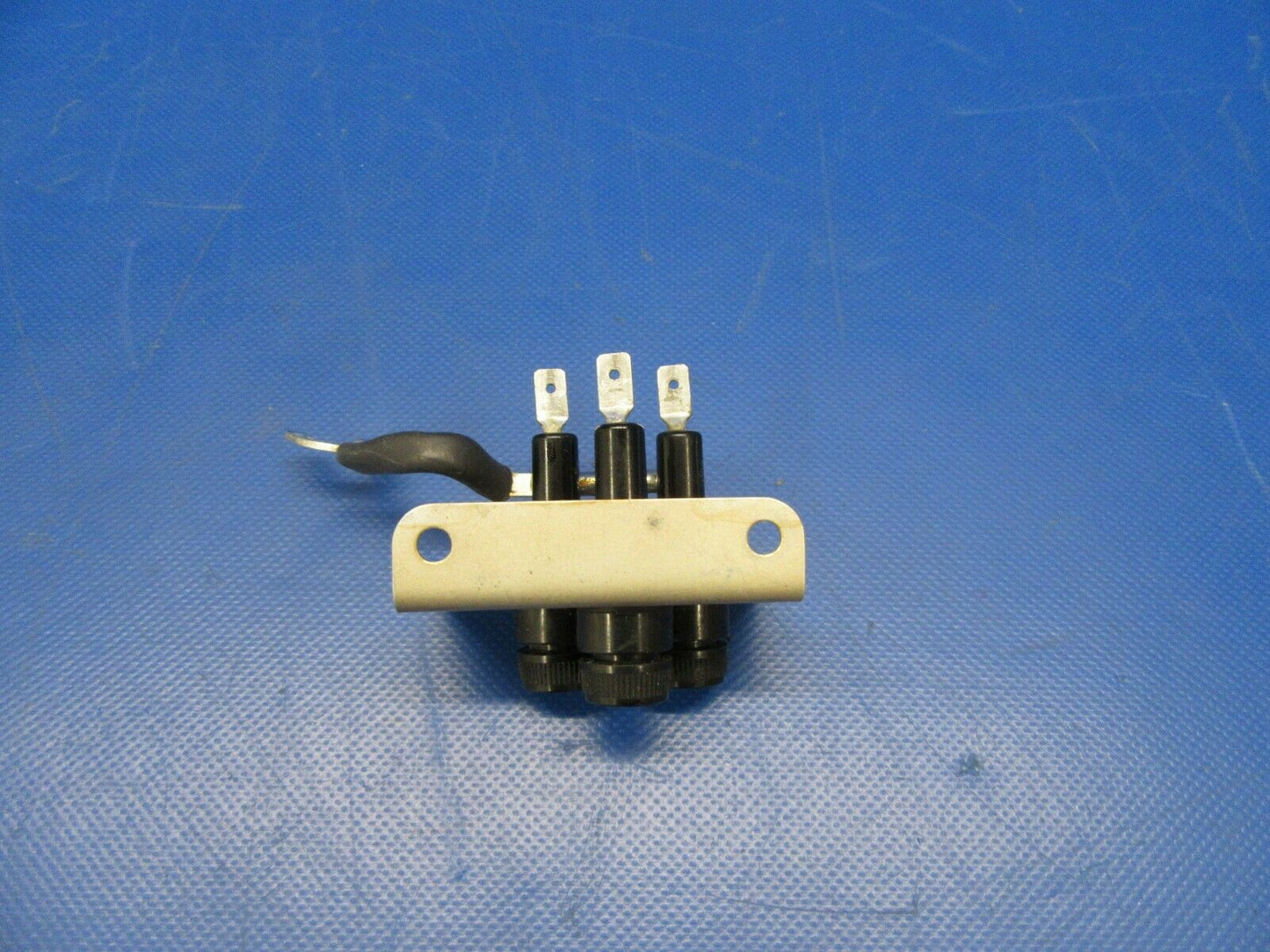 Diamond DA40-180 Fuse Holder P/N DA4-2466-10-02 (0319-329)