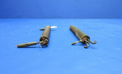 Cessna 310 / 310I Nose Wheel Steering Spring P/N 0842005 LOT OF 2 (0923-925)
