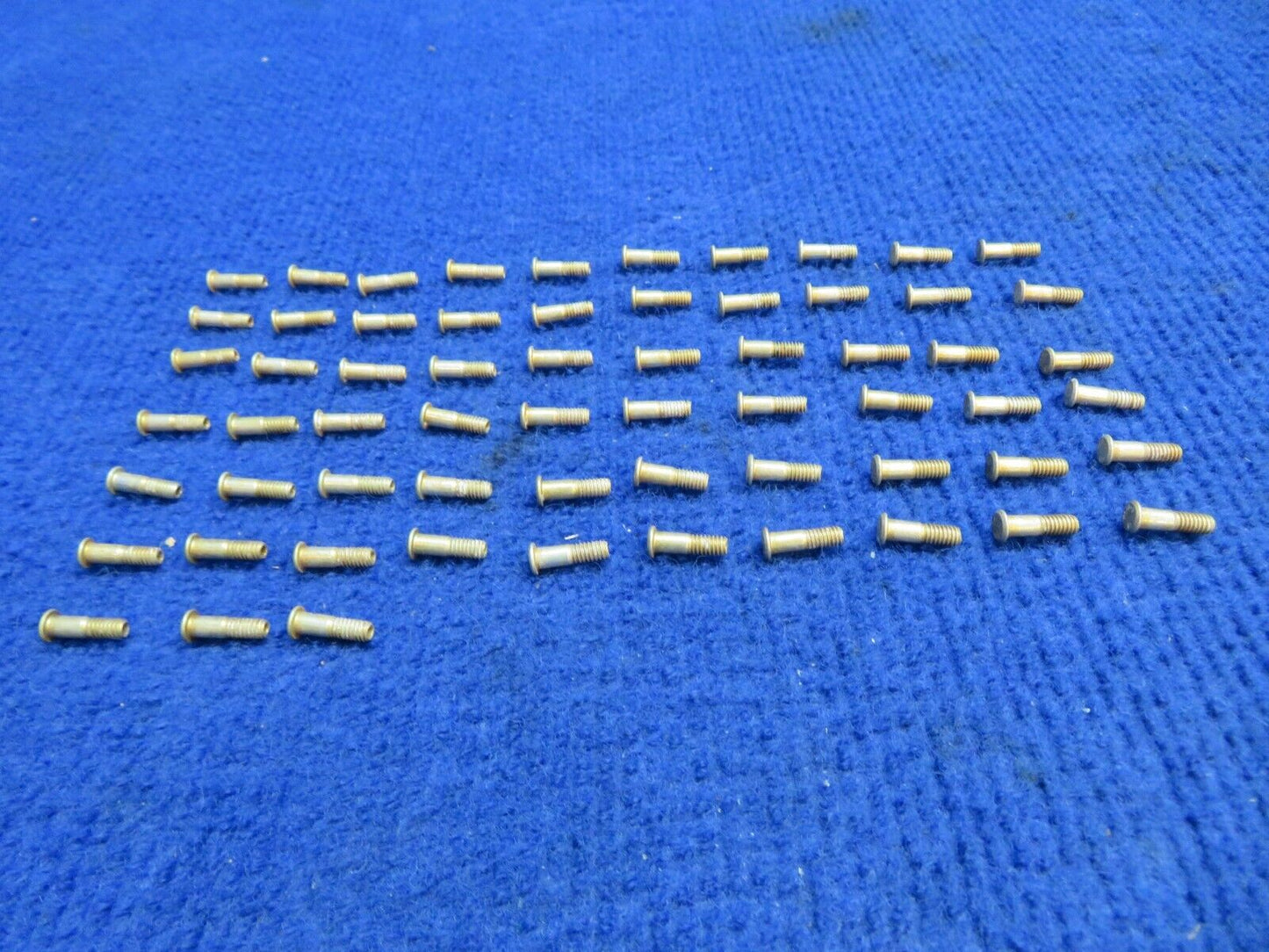 Hi-Loc Fasteners P/N HL18PB5-4 LOT OF 63 NOS (0822-355)