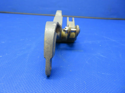 Beech A23A Musketeer Arm Aileron Control P/N 169-524020-1 (0621-870)