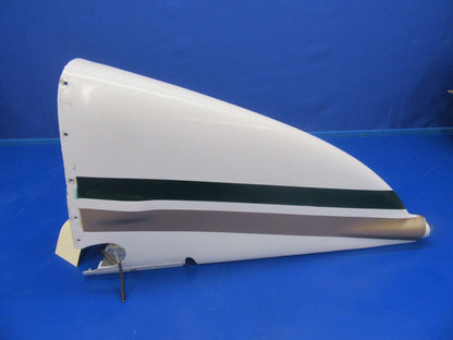 Beech Baron E55 / 58 Tail Cone w/ Strobe Light P/N 96-440011-605 (1117-139)