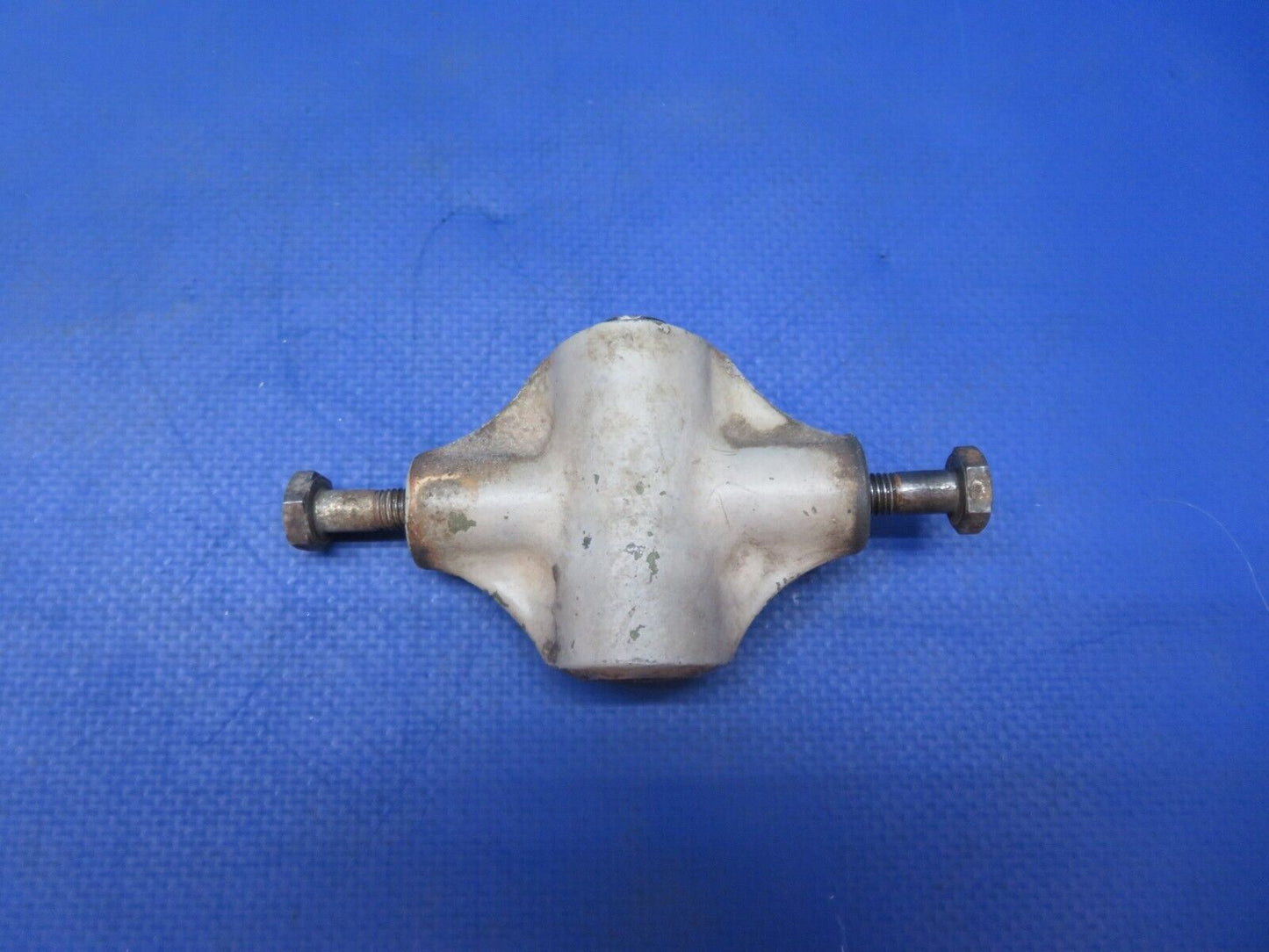 Cessna 401 Block Gimbal NG Steering Bellcrank P/N 5042012-4 (0523-967)