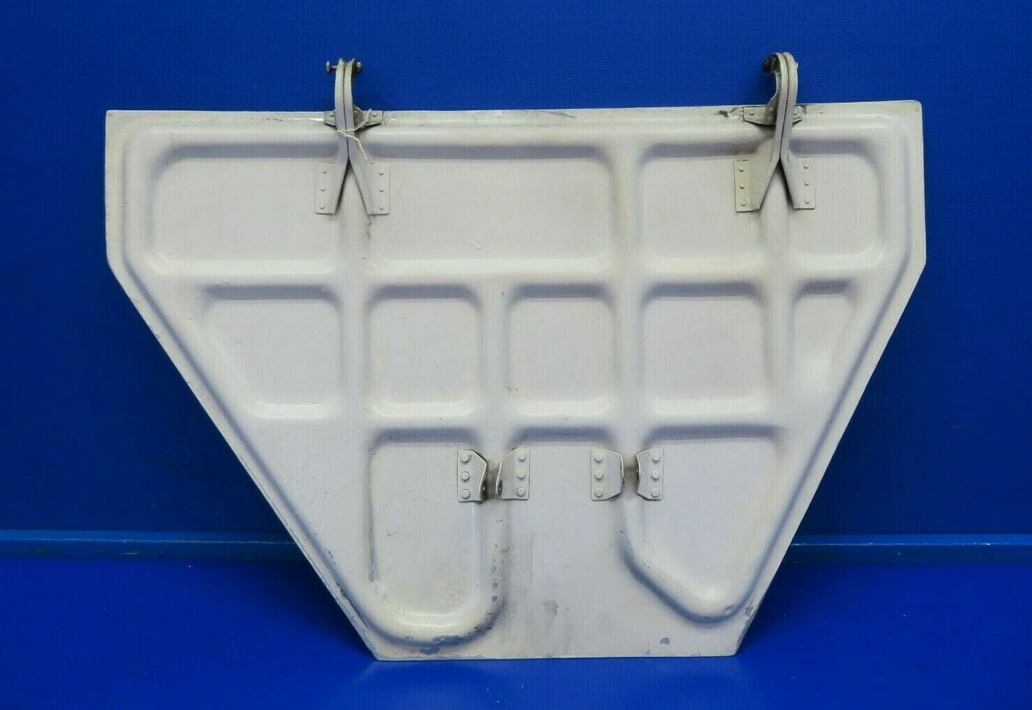 Beech Baron 95-A55 Main Gear Door OTBD LH P/N 35-815055-68 (0420-341)