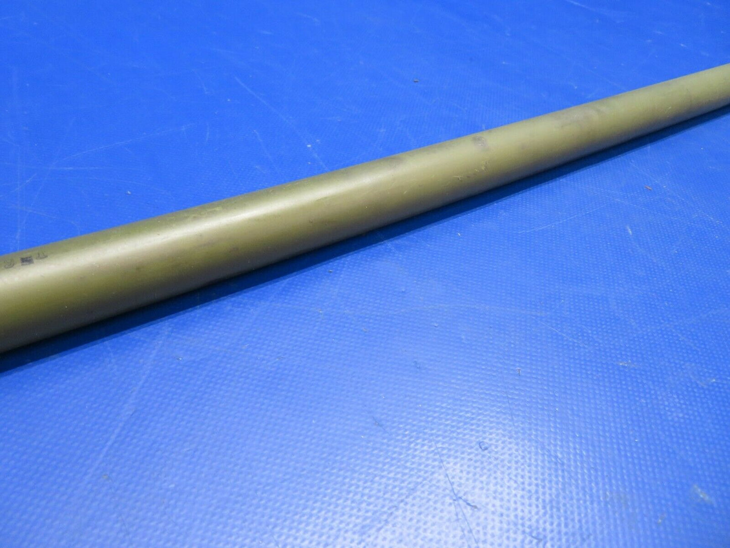 Cessna 310R Nose Gear Tube / Rod Intermediate Retract P/N 0813079-1 (0520-108)