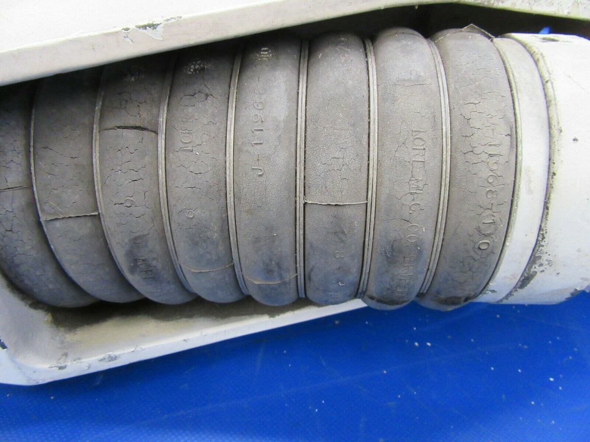 Beech Sierra B24R Main Landing Gear LH P/N 169-810001-601 (0719-217)