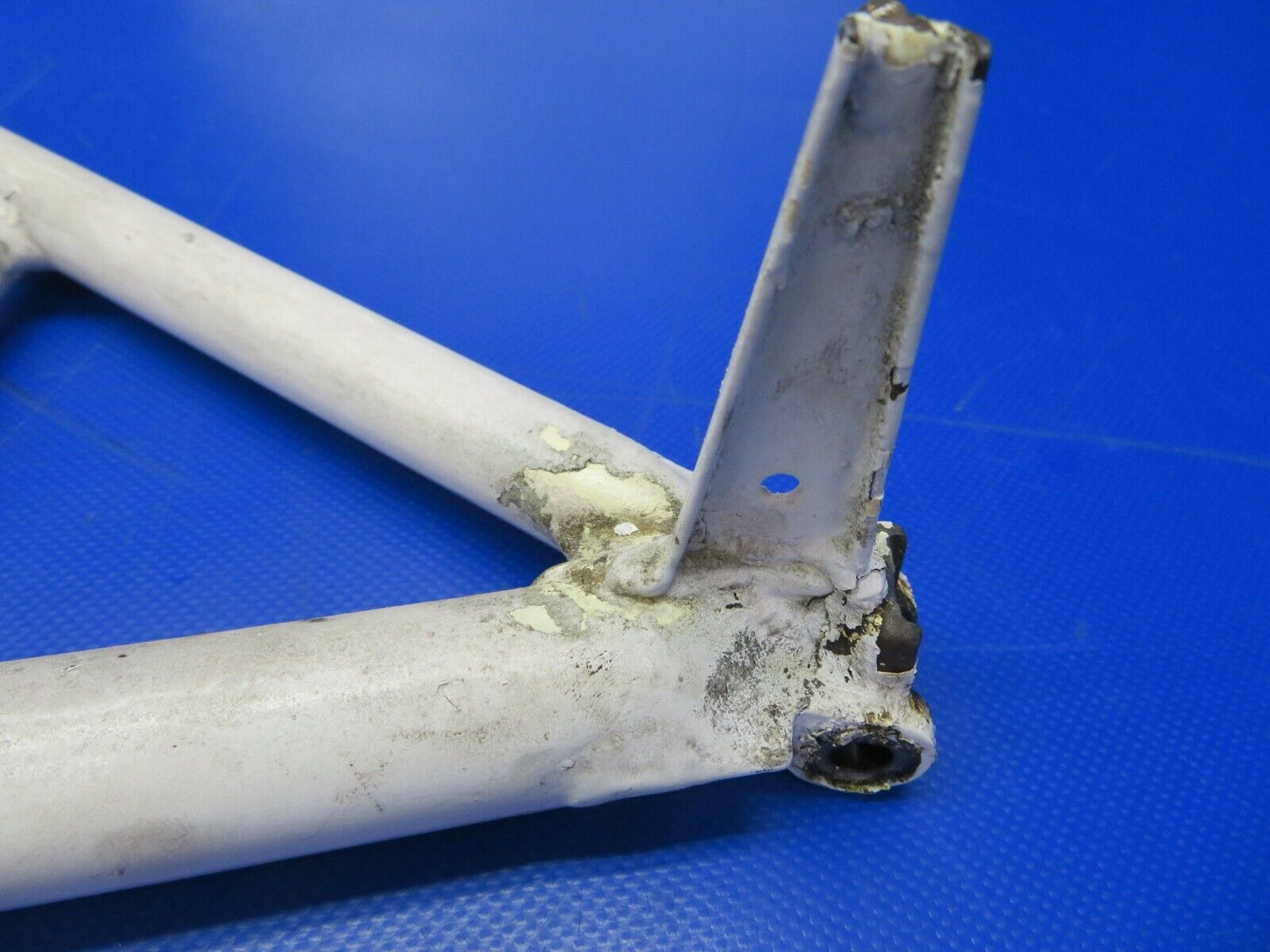 Beech Baron 95-B55 Nose Gear Retract Brace Welded P/N 002-820018-3 (0620-534)