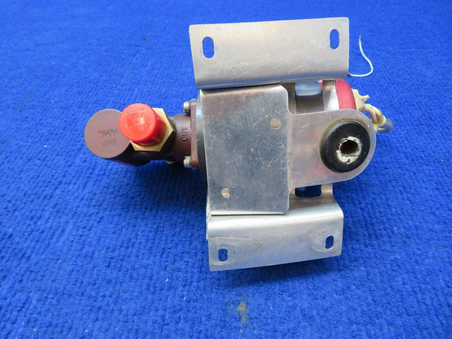 Cessna 210 / T210N Dukes Electric Fuel Boost Pump 28v P/N 1500-00-38 (0622-747)