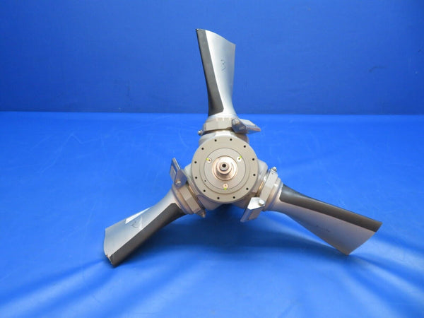 Diamond DA-42 RH Rotating MT Propeller MTV-12-B-C-F P/N CF183-59b (0623-610)