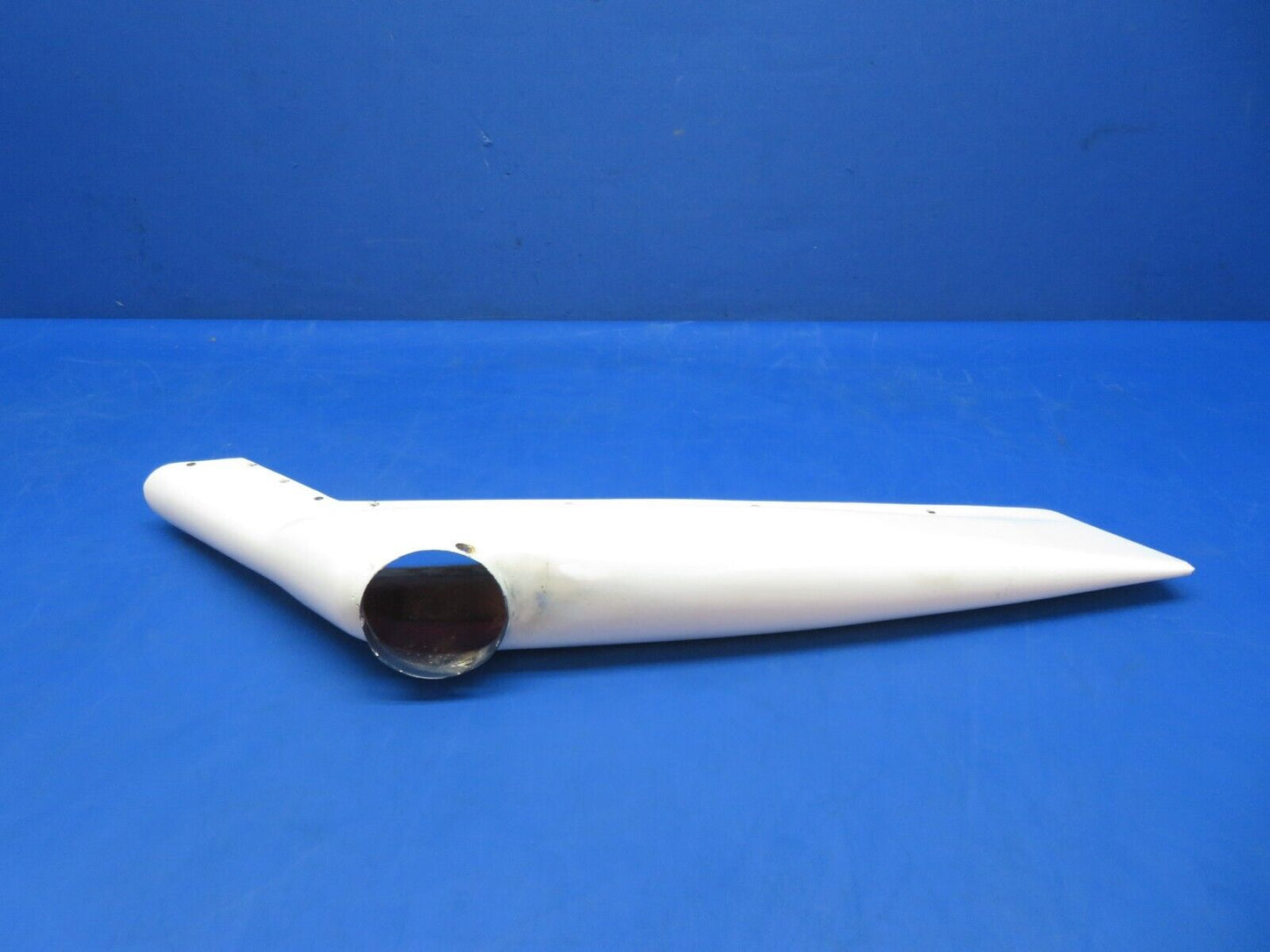 Cessna 310 / 310Q Rudder Tip Assy For Rotating Beacon P/N 0831018-4 (0823-614)
