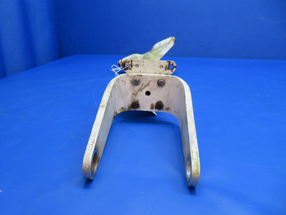 Lake LA-4-200 Nose Gear Assy P/N 2-4402-1, 2-4415-1 (1222-780)