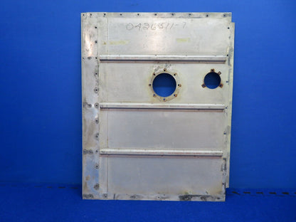 Cessna 150 / 150F Fuel Tank Cover Assy RH P/N 0426511-7 (0822-510)