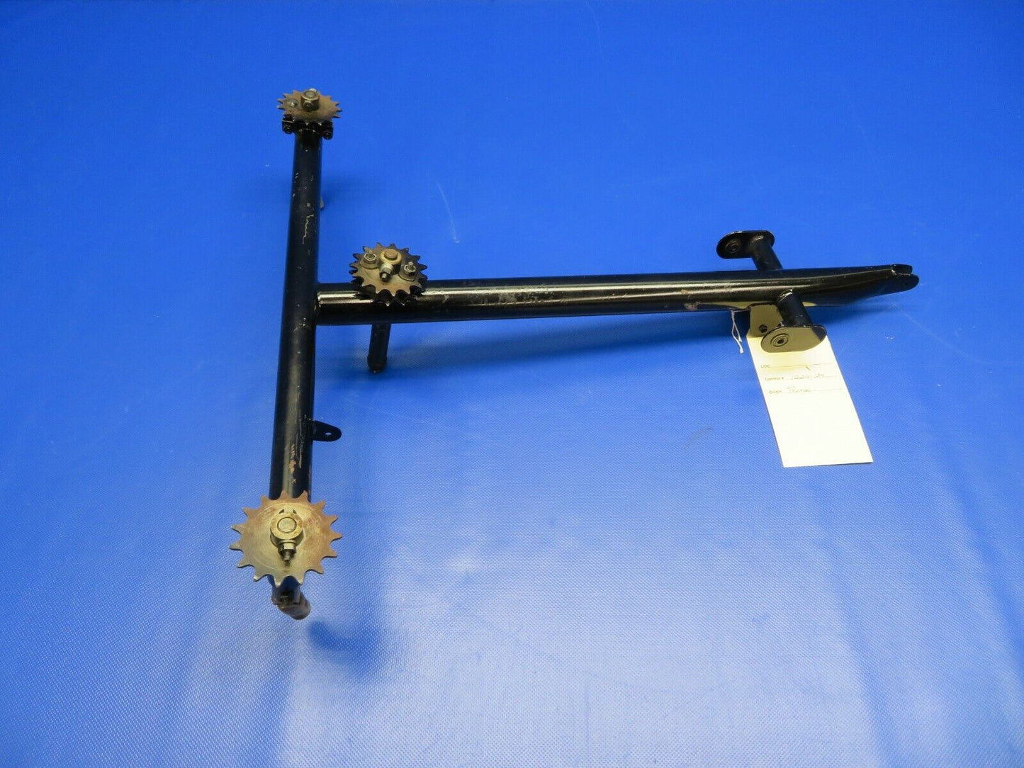 Piper PA-28-140 Tee Bar Control Column P/N 62703-26 (1220-130)