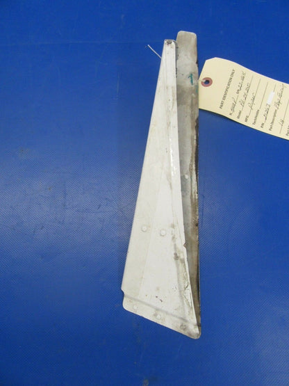 Piper PA-24-250 Comanche Flap Fairing LH P/N 21267 (0818-334)