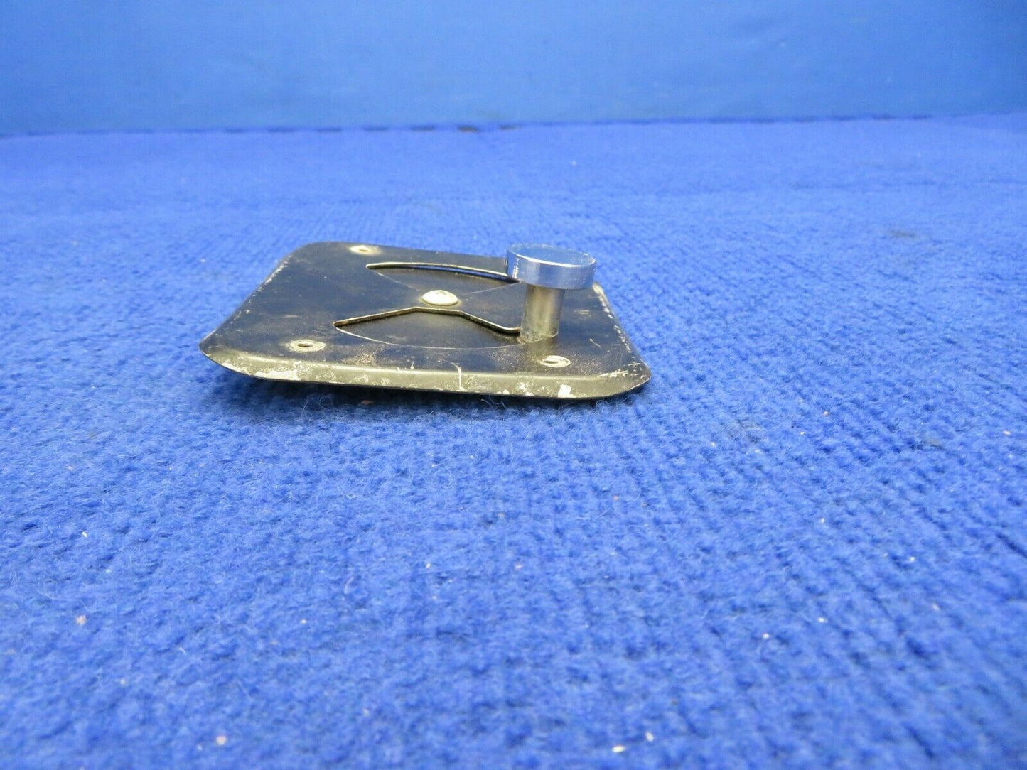 Cessna 310 Regulator Assy Rear Seat Air Outlet LOT OF 2 P/N 0813725-1 (0422-453)