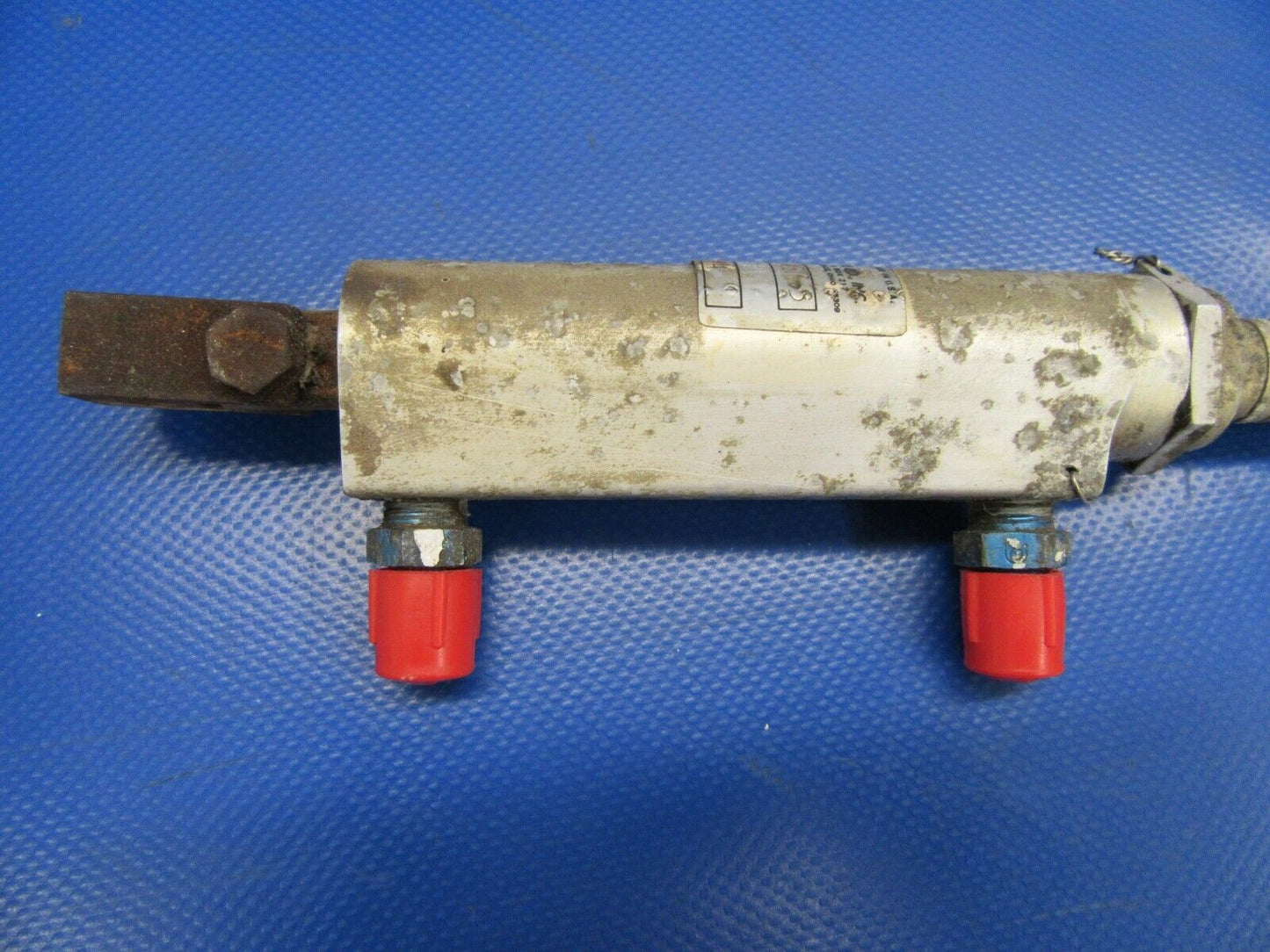 Beech Sierra C24R Gerdes Uplock Actuator Landing Gear 169-380057-3 (0719-132)